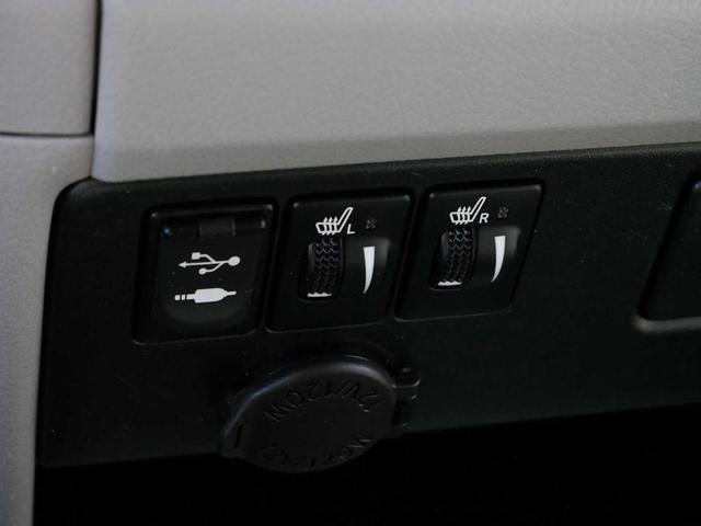 Photo of 2015 Predawn Gray Mica Toyota Sienna
