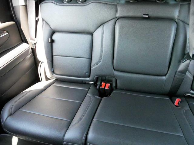 Photo of 2025 Summit White Chevrolet Silverado 3500