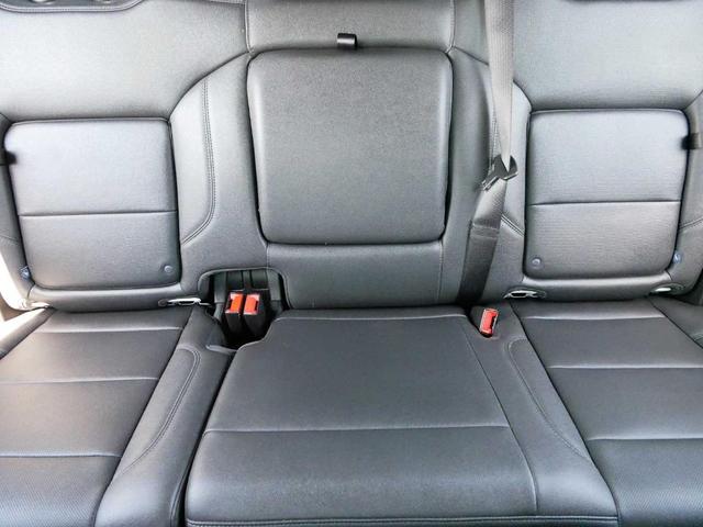 Photo of 2025 Summit White Chevrolet Silverado 3500