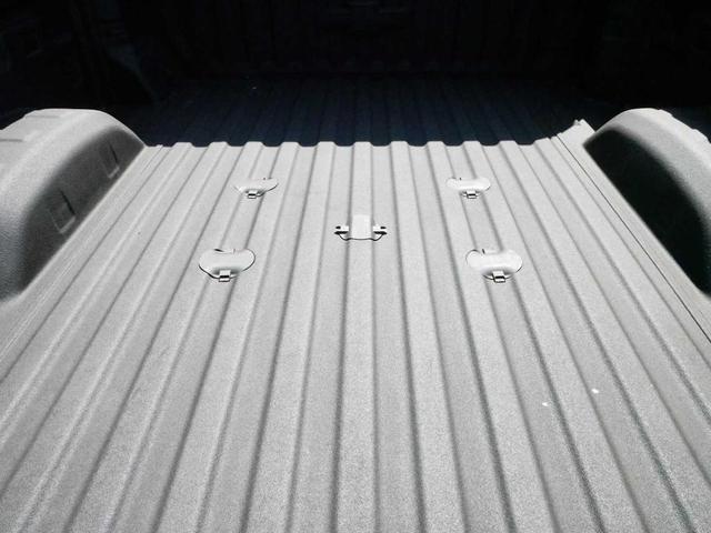 Photo of 2025 Summit White Chevrolet Silverado 3500