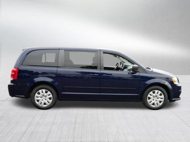 Photo of 2016 True Blue Pearlcoat Dodge Grand Caravan