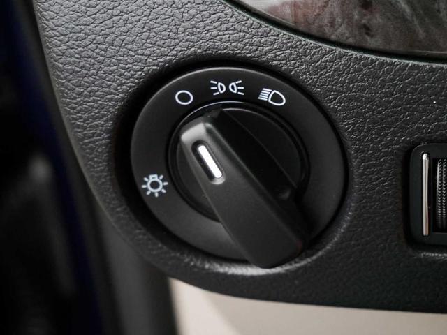 Photo of 2016 True Blue Pearlcoat Dodge Grand Caravan