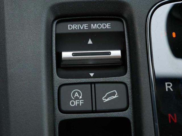Photo of 2026 Solar Silver Metallic Honda CR-V