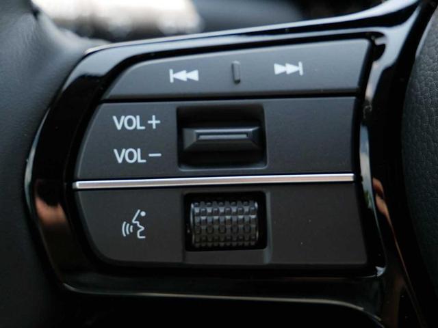 Photo of 2026 Solar Silver Metallic Honda CR-V