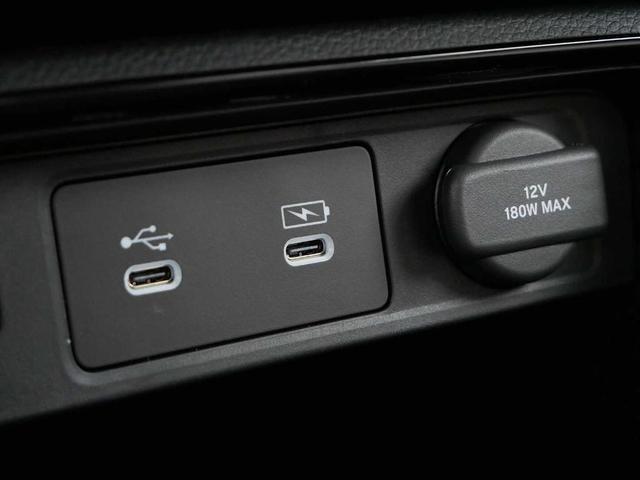 Photo of 2026 Platinum White Pearl Honda CR-V