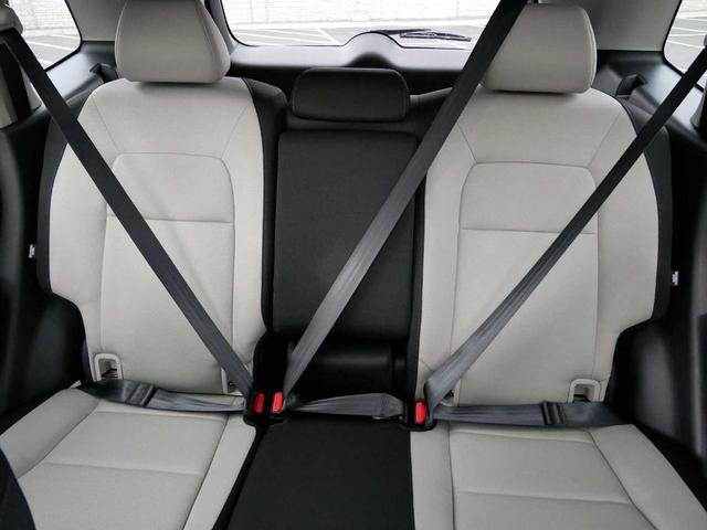 Photo of 2026 Platinum White Pearl Honda CR-V