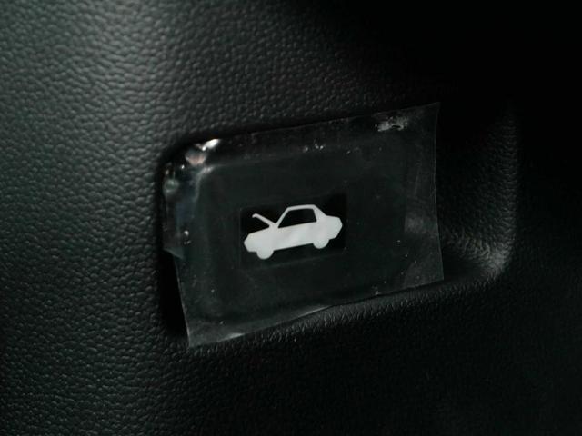Photo of 2026 Platinum White Pearl Honda CR-V