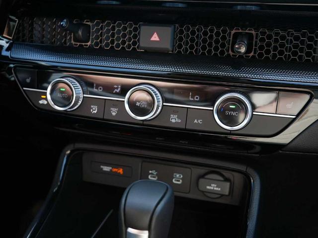 Photo of 2026 Meteorite Gray Metallic Honda CR-V