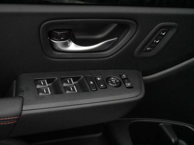 Photo of 2026 Platinum White Pearl Honda Passport
