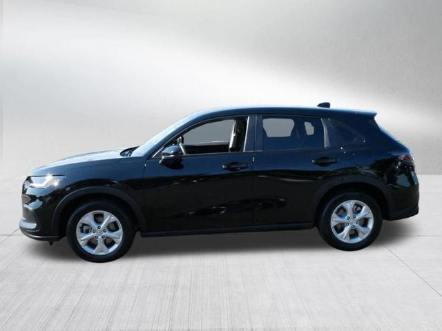 Photo of 2023 Crystal Black Pearl Honda HR-V