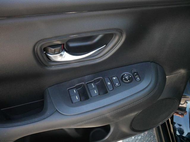 Photo of 2023 Crystal Black Pearl Honda HR-V