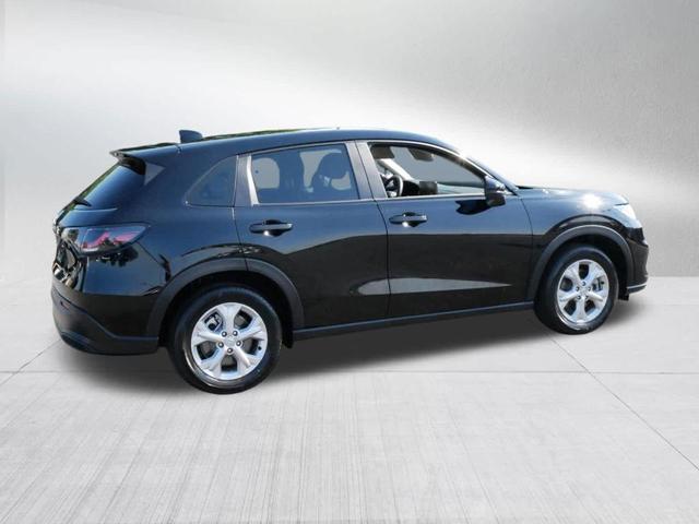 Photo of 2023 Crystal Black Pearl Honda HR-V