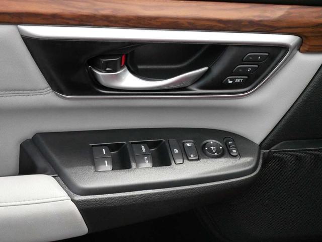 Photo of 2022 Radiant Red Metallic Honda CR-V