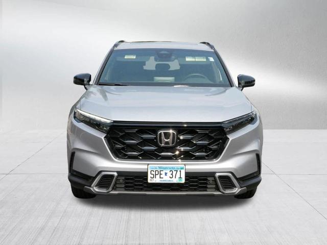 Photo of 2025 Solar Silver Metallic Honda CR-V Hybrid