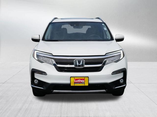 Photo of 2022 Platinum White Pearl Honda Pilot