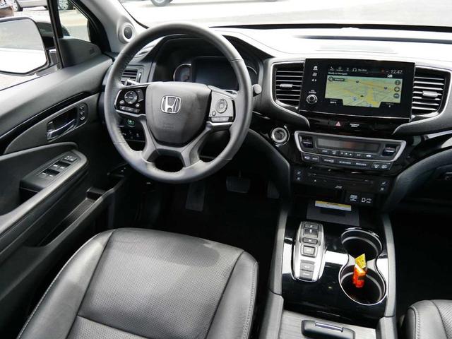 Photo of 2022 Platinum White Pearl Honda Pilot