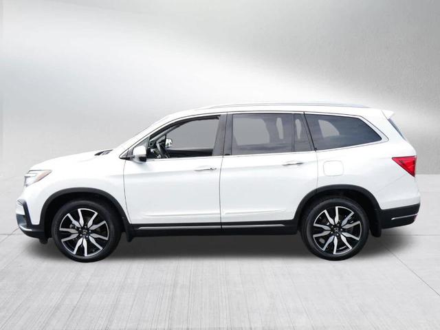 Photo of 2022 Platinum White Pearl Honda Pilot