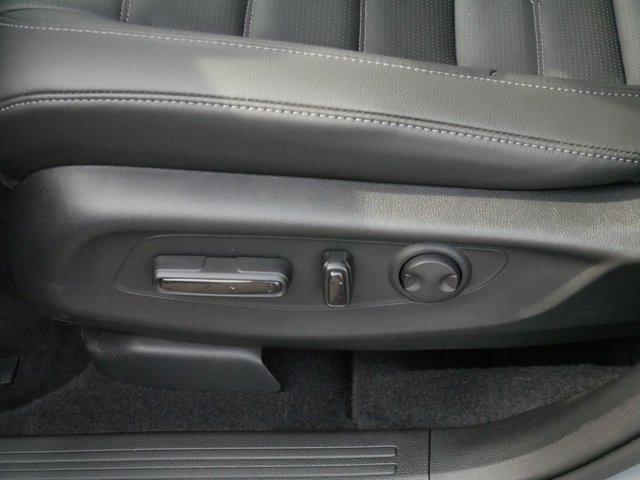 Photo of 2025 Urban Gray Pearl Honda CR-V