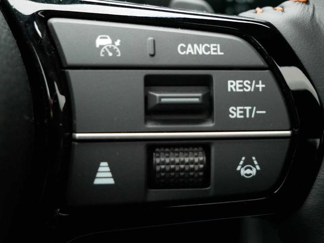 Photo of 2026 Platinum White Pearl Honda CR-V Hybrid