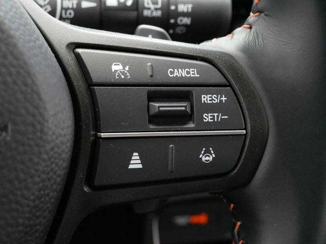 Photo of 2025 Still Night Pearl Honda CR-V Hybrid