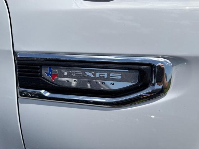 Photo of 2022 Summit White GMC Sierra 1500