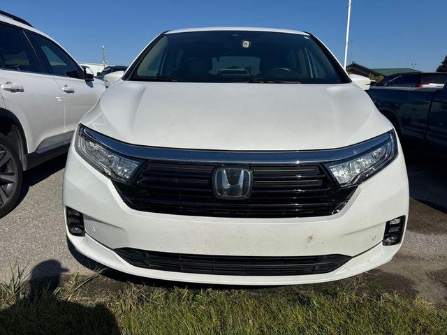Photo of 2023 Platinum White Pearl Honda Odyssey