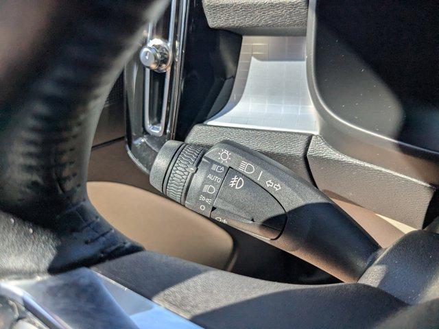 Photo of 2021  Volvo XC40