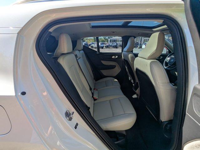 Photo of 2021  Volvo XC40