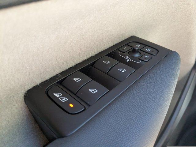 Photo of 2021  Volvo XC40