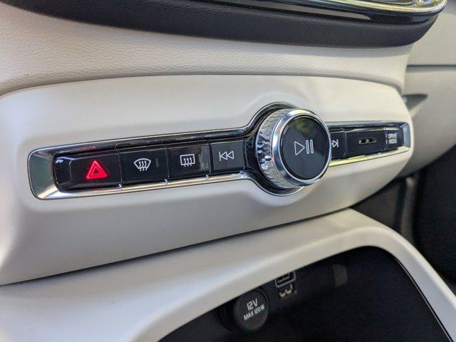 Photo of 2021  Volvo XC40