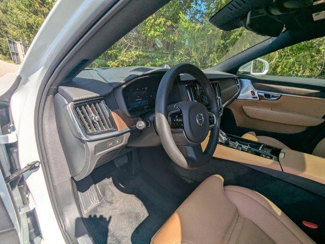 Photo of 2023 White Volvo S90 Recharge Plug-In Hybrid