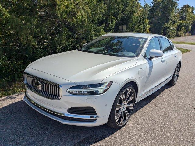 Photo of 2023 White Volvo S90 Recharge Plug-In Hybrid