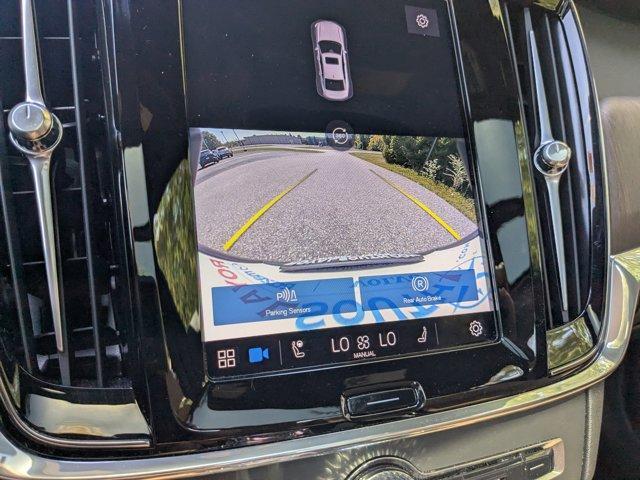 Photo of 2023 White Volvo S90 Recharge Plug-In Hybrid