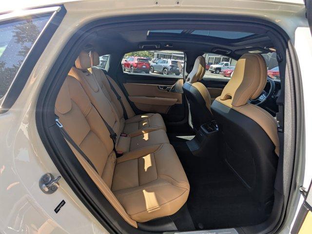 Photo of 2023 White Volvo S90 Recharge Plug-In Hybrid