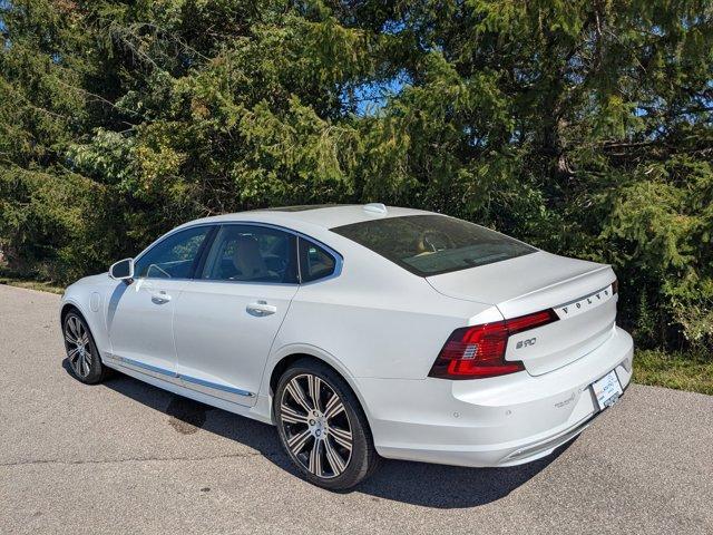 Photo of 2023 White Volvo S90 Recharge Plug-In Hybrid
