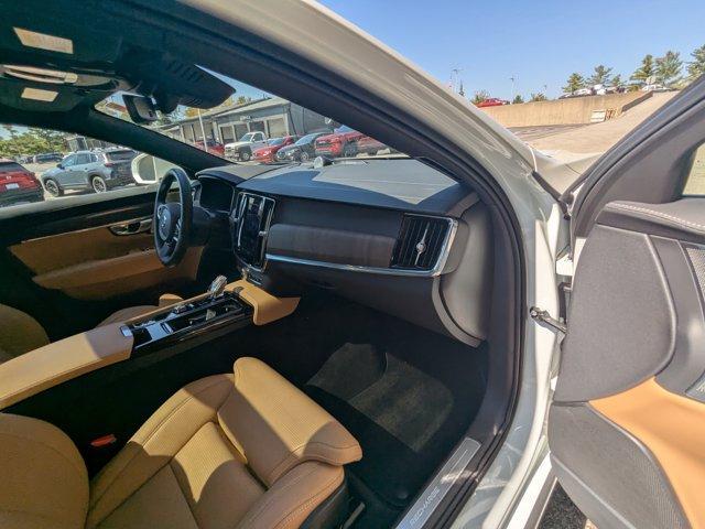 Photo of 2023 White Volvo S90 Recharge Plug-In Hybrid