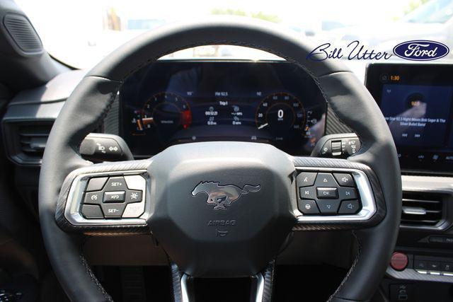 Photo of 2025 Carbonized Gray Metallic Ford Mustang