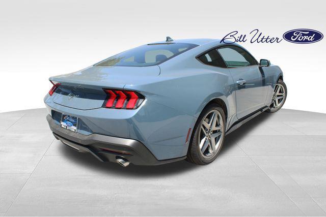 Photo of 2025 Blue Ford Mustang