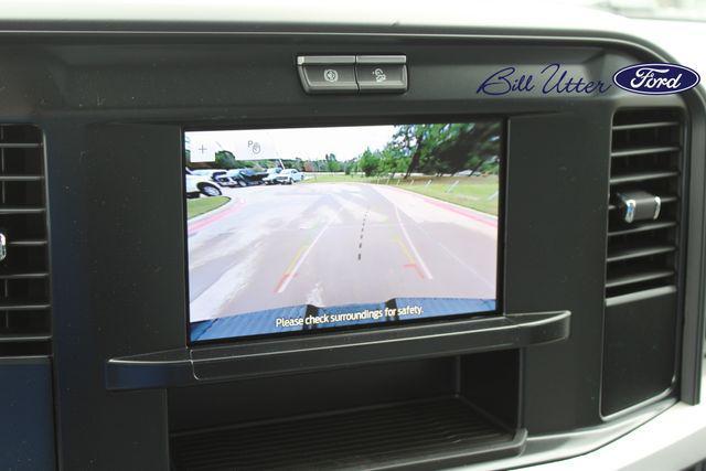 Photo of 2025 Oxford White Ford F-350