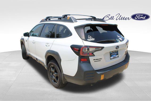 Photo of 2022 Crystal White Pearl Subaru Outback