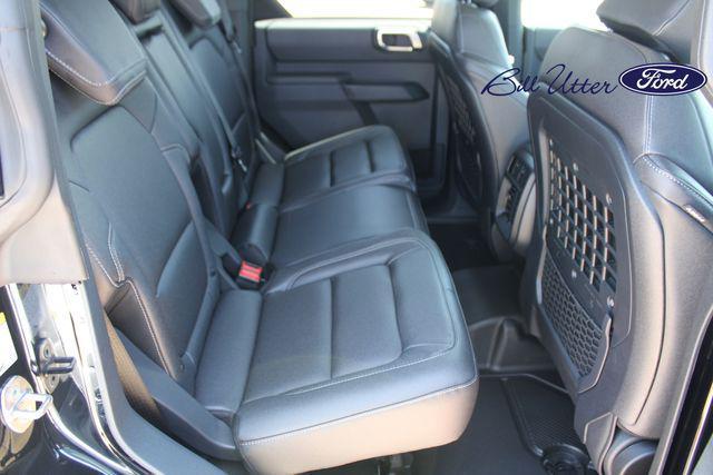 Photo of 2025 Shadow Black Ford Bronco