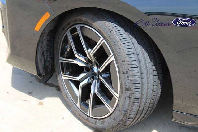 Photo of 2024 Black BMW 740