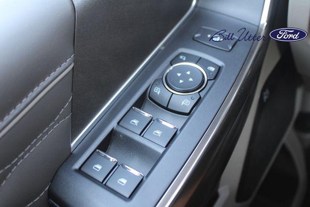 Photo of 2025 White Metallic Ford F-450