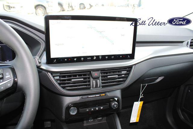 Photo of 2025 Vapor Blue Ford Escape PHEV