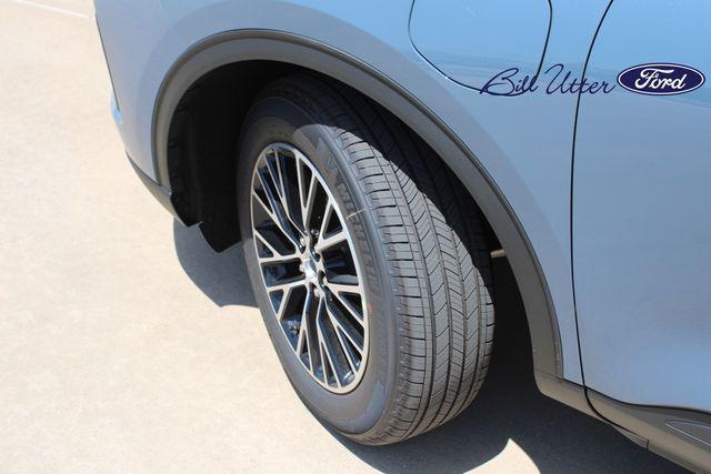 Photo of 2025 Vapor Blue Metallic Ford Escape PHEV