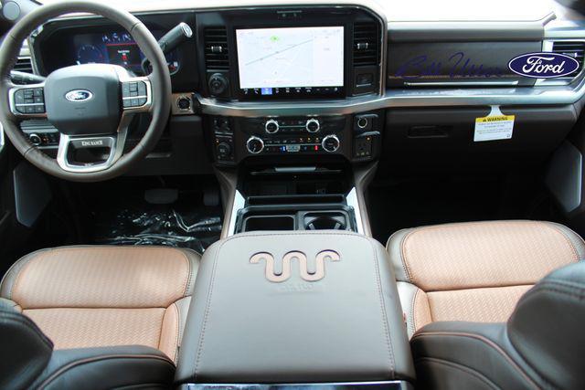Photo of 2025 Agate Black Metallic Ford F-350