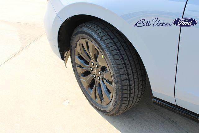 Photo of 2025 Gray Ford Expedition