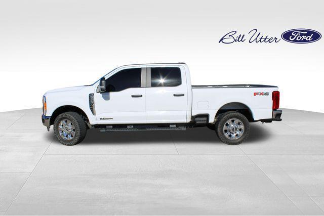 Photo of 2023 Oxford White Ford F-250