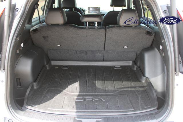 Photo of 2024 Platinum White Pearl Honda CR-V Hybrid
