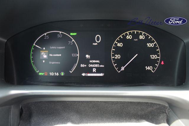 Photo of 2024 Platinum White Pearl Honda CR-V Hybrid
